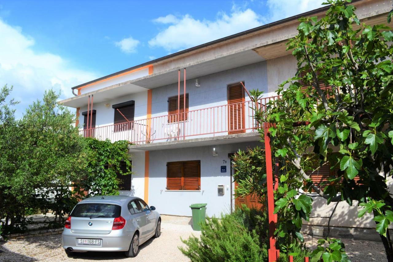 Apartments Adriana Srima Exterior photo